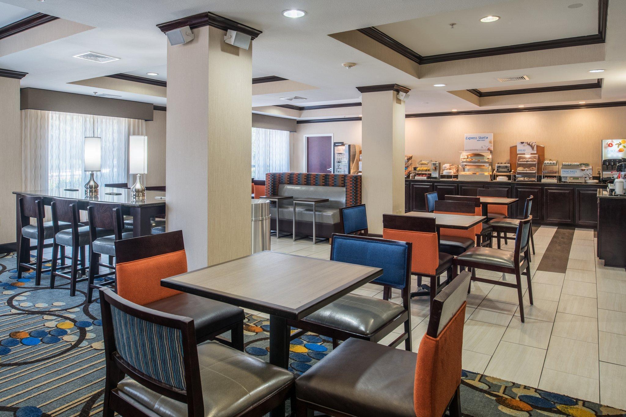 Holiday Inn Express Hotel & Suites West Monroe By Ihg Zewnętrze zdjęcie